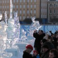 Ледяные скульптуры в Петропавловской крепости.